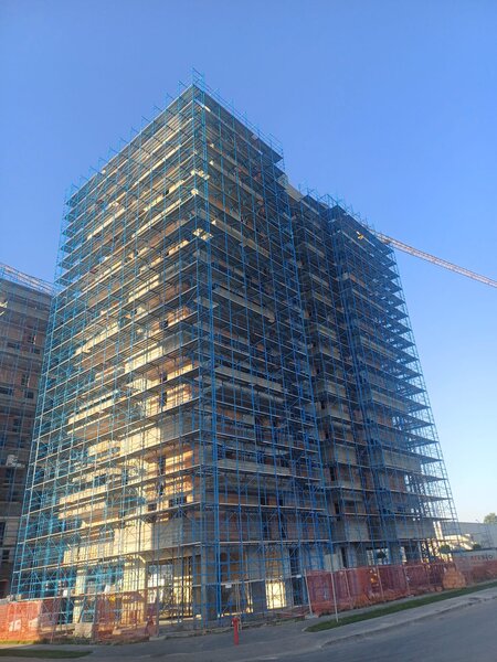 Schela metalica de fatada