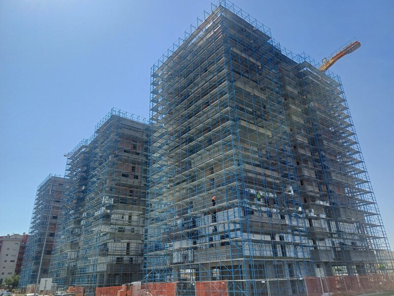 Schela metalica de fatada